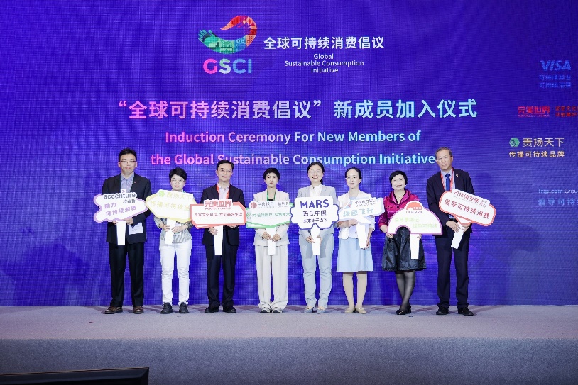 图片包含 游戏机, 消防栓

描述已自动生成