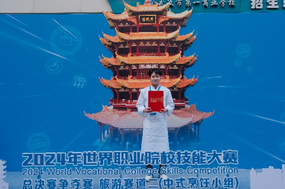 日历AI 生成的内容可能不正确。