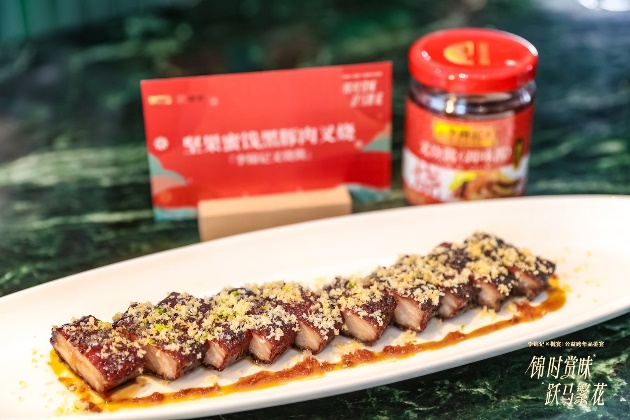 盘子里的热狗AI 生成的内容可能不正确。